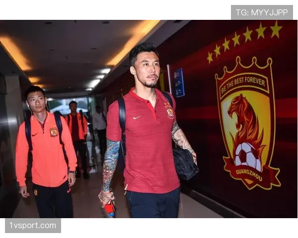 张琳芃训练完直接钻进百万豪车，这反差谁懂啊