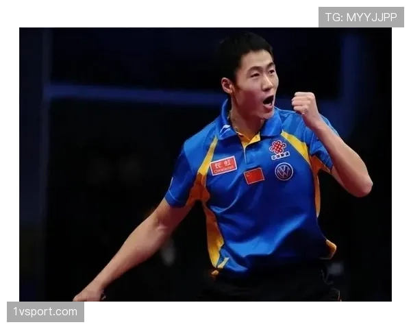 王励勤家里这娃娃竟然每天练球到半夜，隔壁都嫉妒疯了！